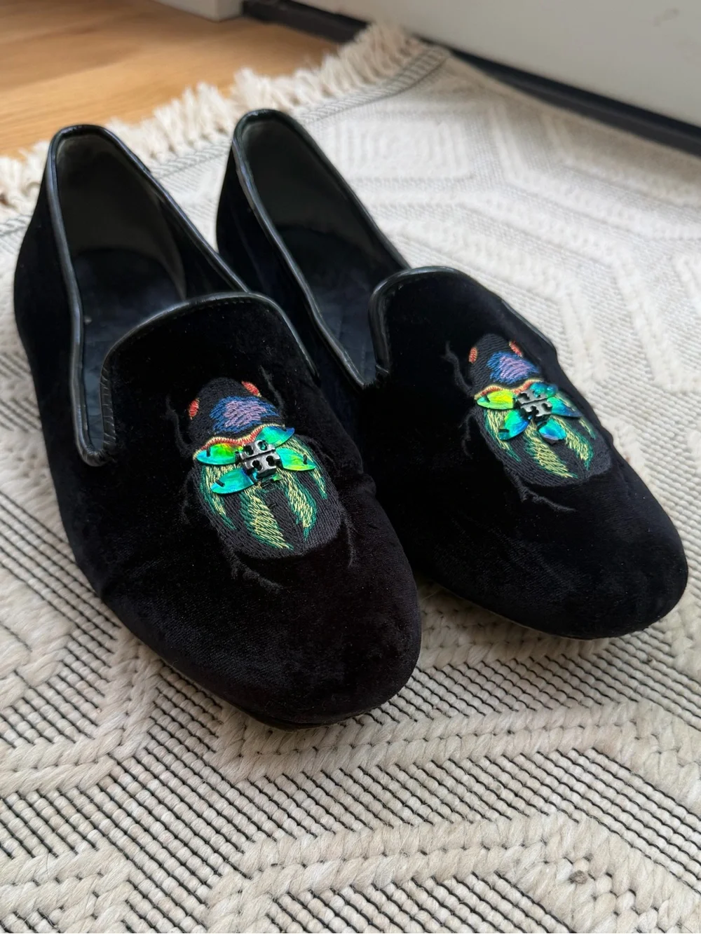 Tory Burch Easton Black Velvet Beetle Loafers Flats Ballet Shoes Size 9.5 M